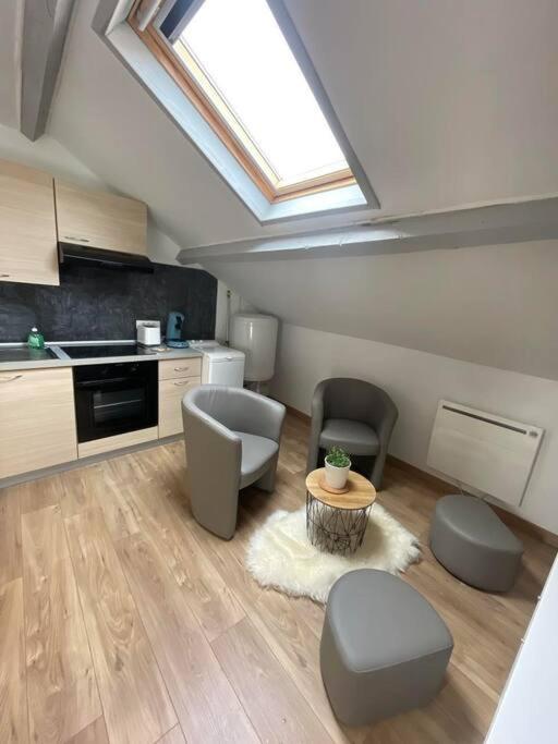 Edouard 2. Logement Complet. Charleville-Mézières Екстериор снимка